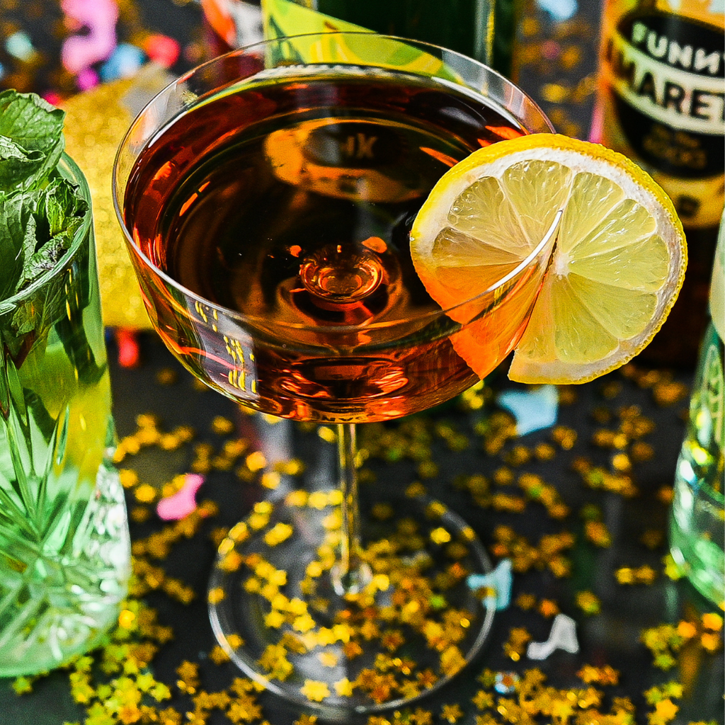 🍯 PAK van 6 FUNNY Amaretto-flessen – 0% alcohol.
