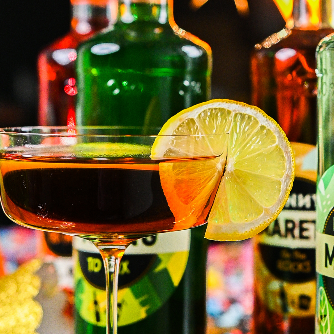 🍯 PAK van 6 FUNNY Amaretto-flessen – 0% alcohol.